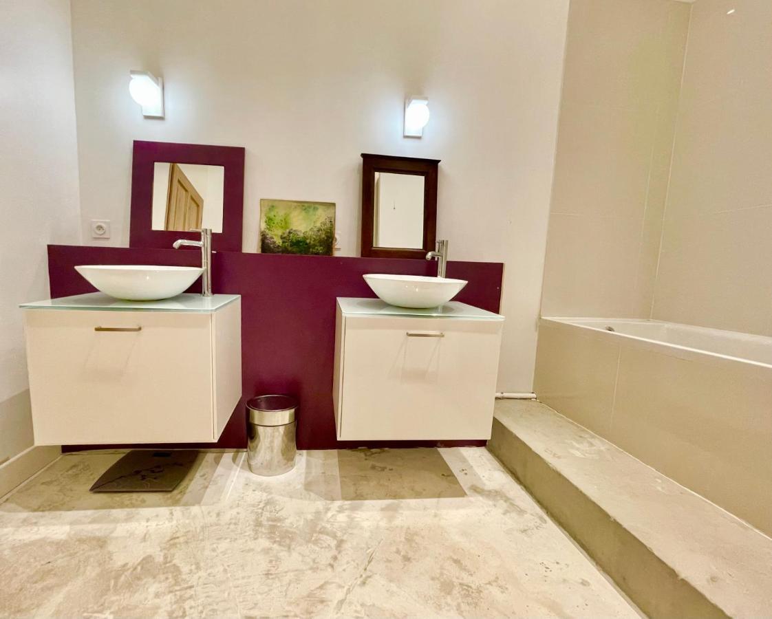Villa Le Loft - Calme & Deco - Patio Intime - Salle De Cinema - Centre Ville 반느 외부 사진