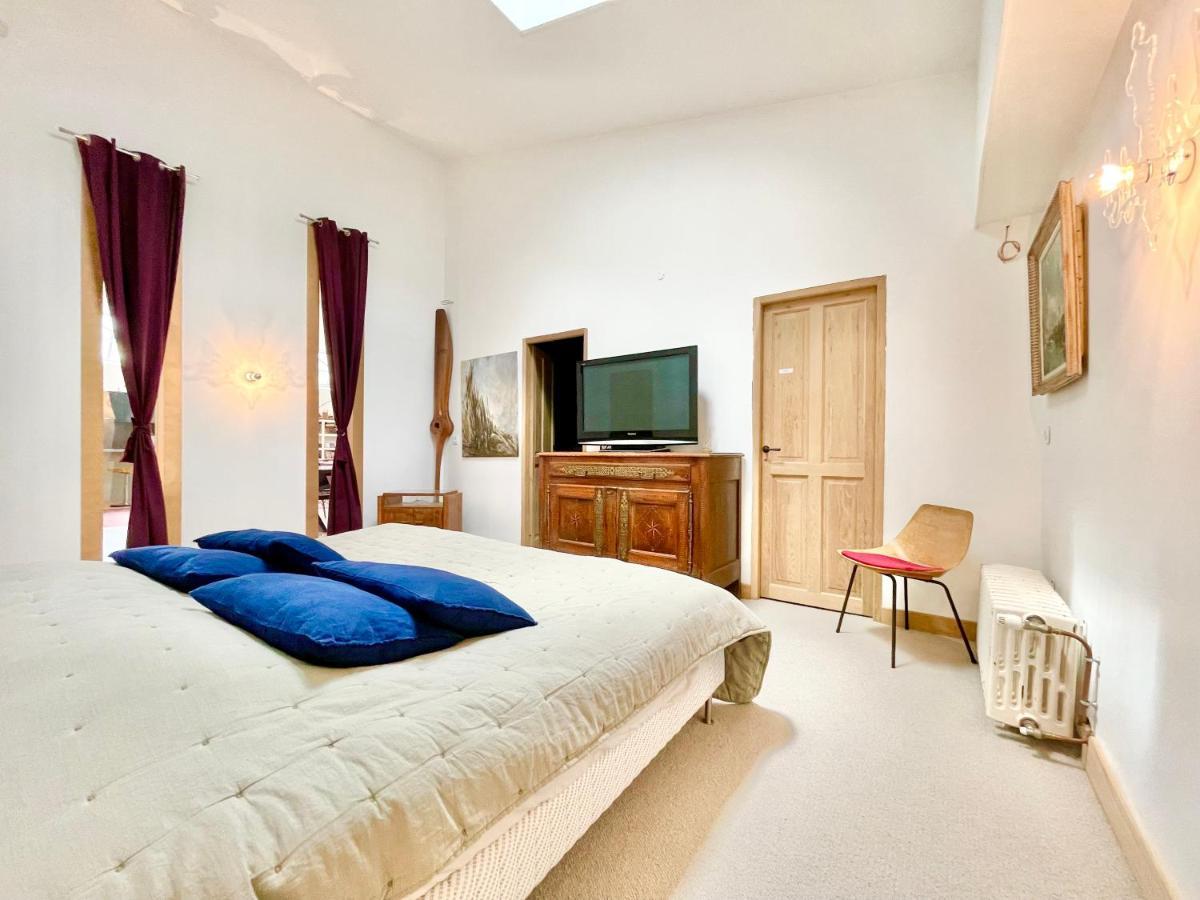 Villa Le Loft - Calme & Deco - Patio Intime - Salle De Cinema - Centre Ville 반느 외부 사진